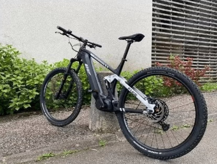 vtt électrique tout suspendu, Vélos & Vélomoteurs, Enlèvement, Comme neuf
