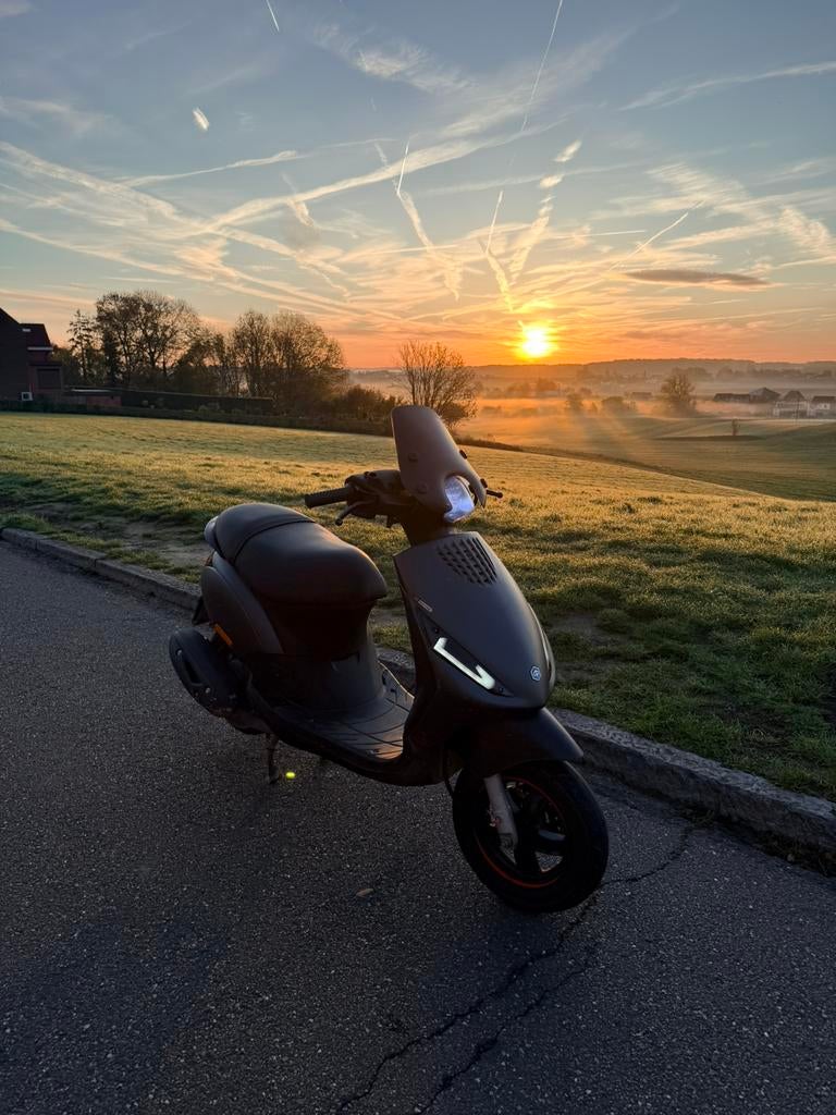 Piaggio zip 4takt iget, Enlèvement, Comme neuf