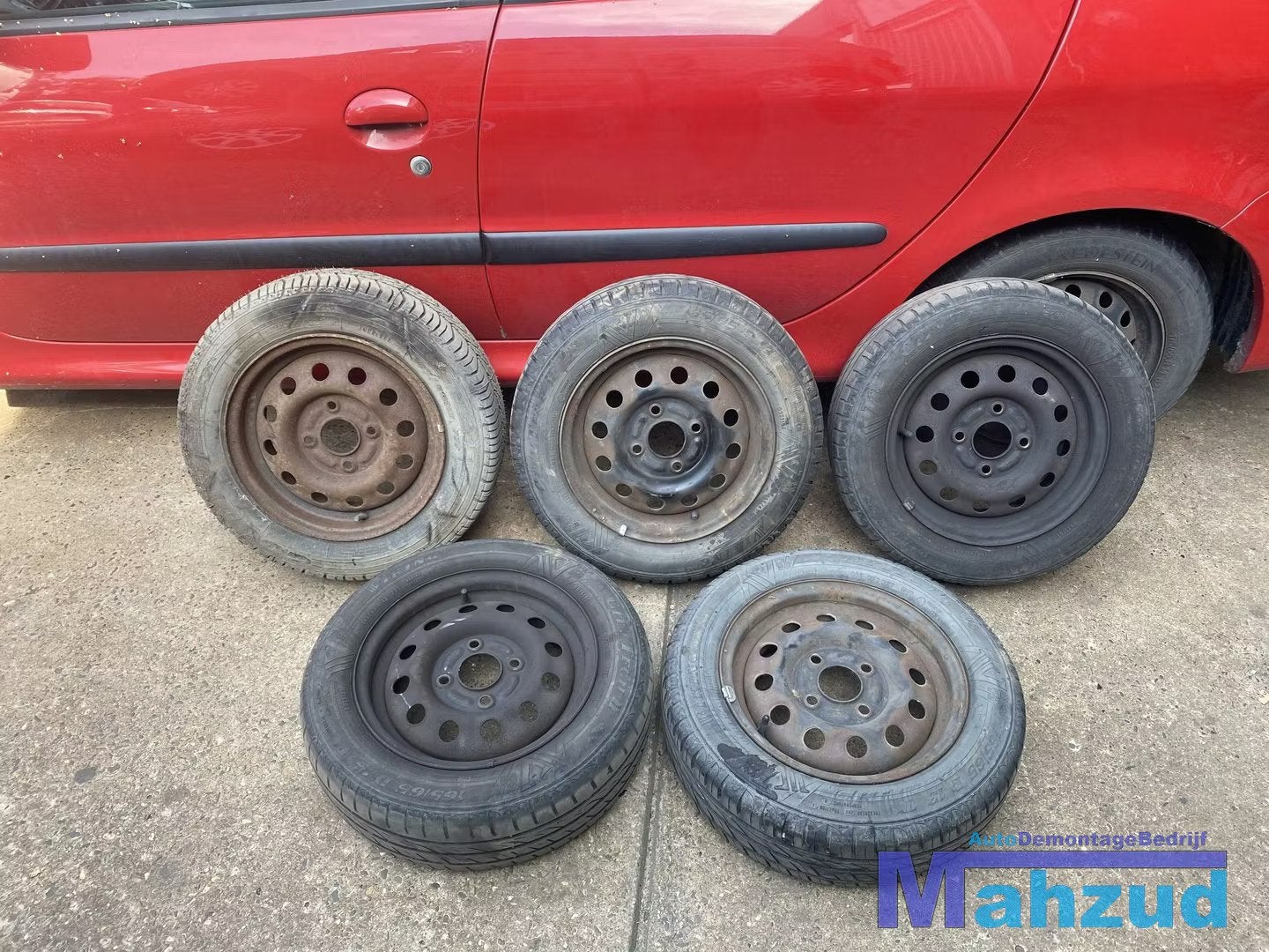 Ford Ka stalen velgen banden 165 65 13 inch 4x108 reserve, Gebruikt, Info@ford.com, Ford, Ford Motor Company