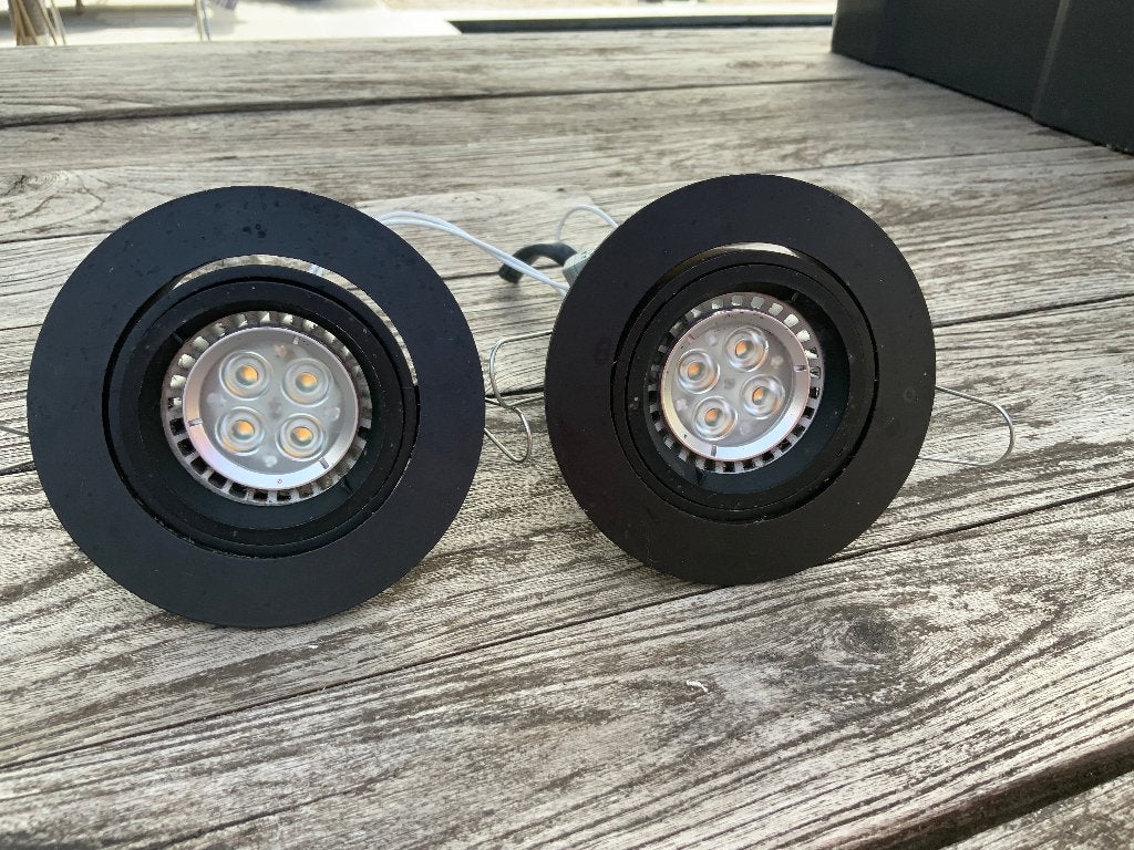 2 leuke plafondspots, Ophalen, Dimbaar, Gebruikt, Zwart