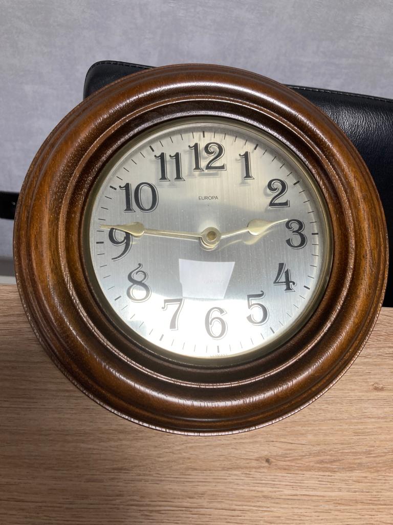 Houten wandklok, Ophalen of Verzenden, Zo goed als nieuw, Analoog, Wandklok