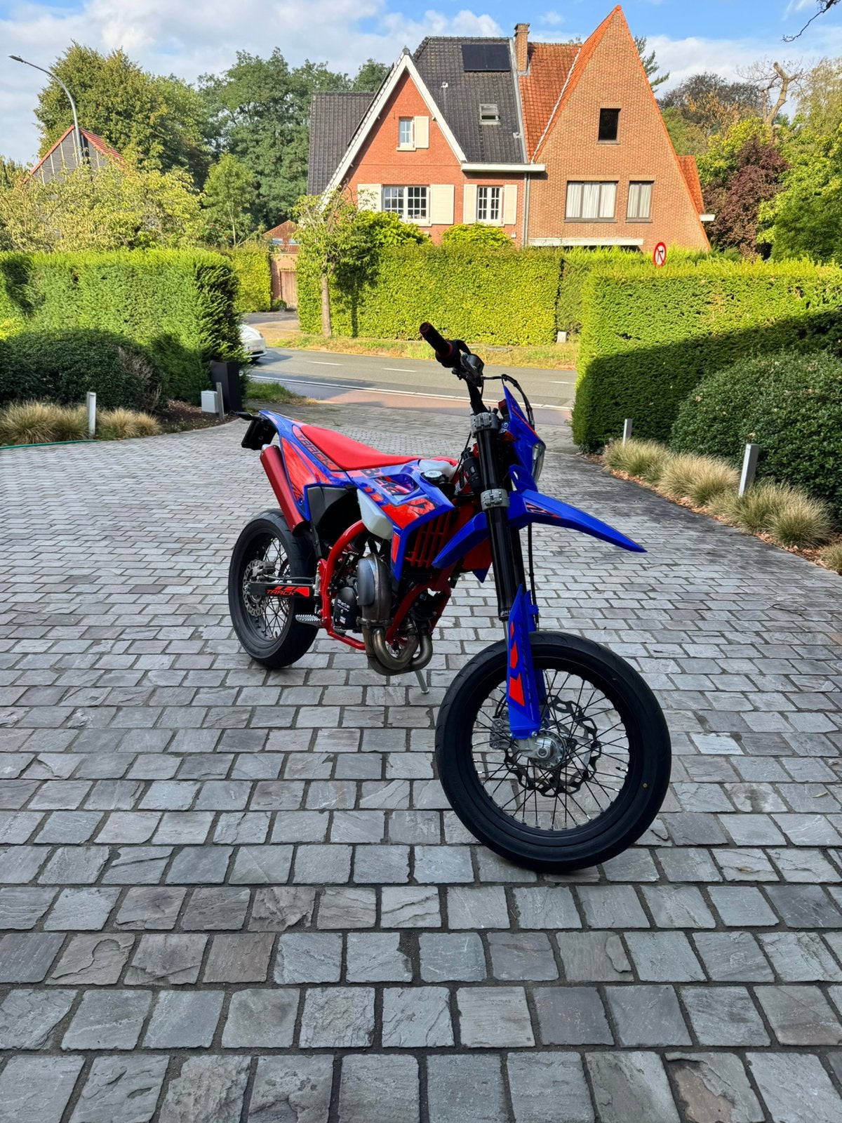 RECHERCHÉ ! Cadre Beta RR50 avec pops, Vélos & Vélomoteurs, Enlèvement ou Envoi, Comme neuf