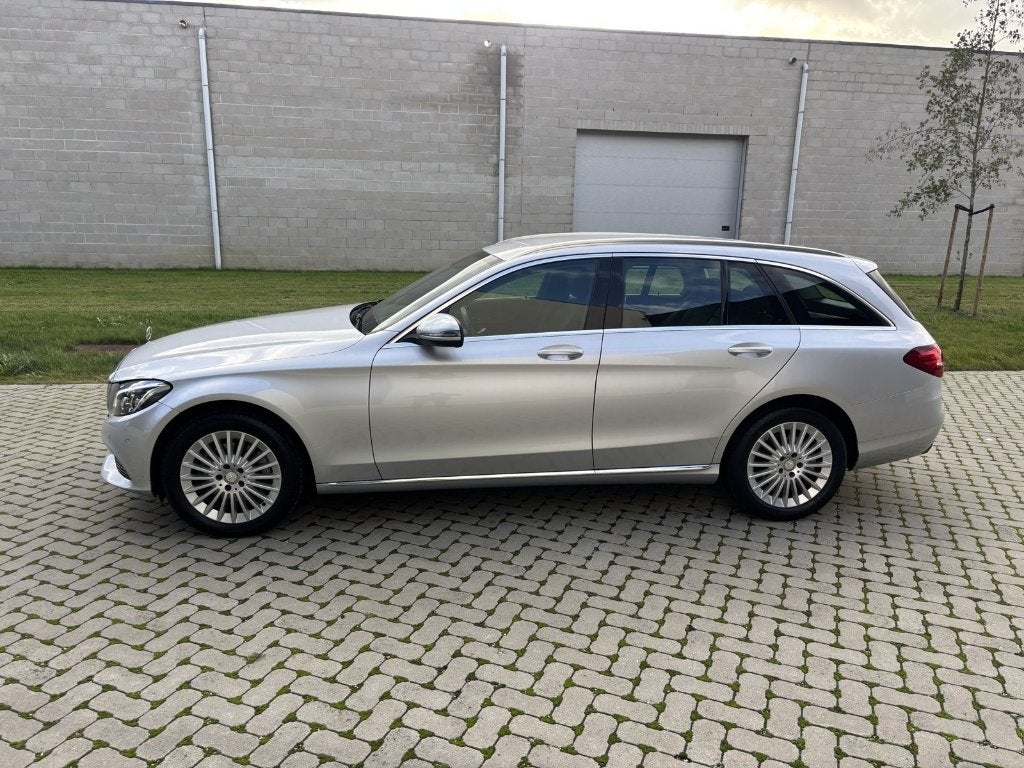Mercedes-Benz C 220 d Exclusive Aut. Chauffage aux. LED GPS, Autos, Argent ou Gris, Euro 6, Entreprise, Noir