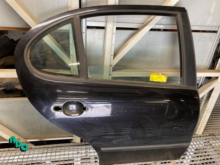 Portière 4portes arrière droite d'un Seat Leon (Leon 00-), -, 3 mois de garantie, Utilisé, Porte