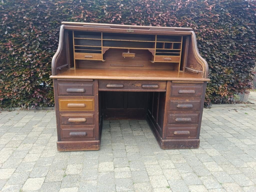 Amerikaanse bureau, Enlèvement