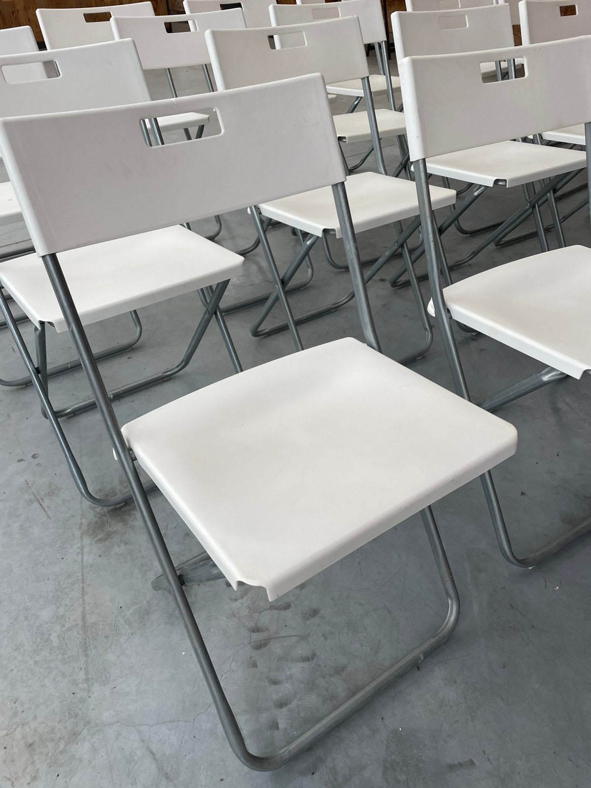 Klapstoelen, Ophalen, Zo goed als nieuw
