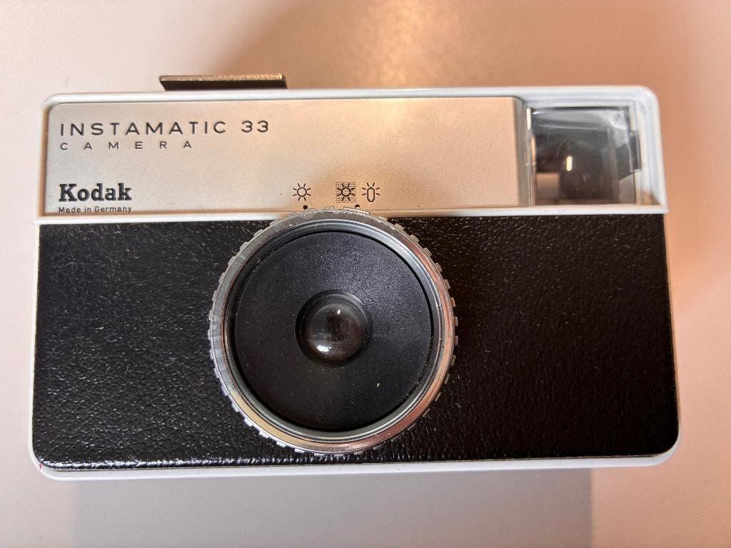 Kodak Instamatic 33 camera, Enlèvement