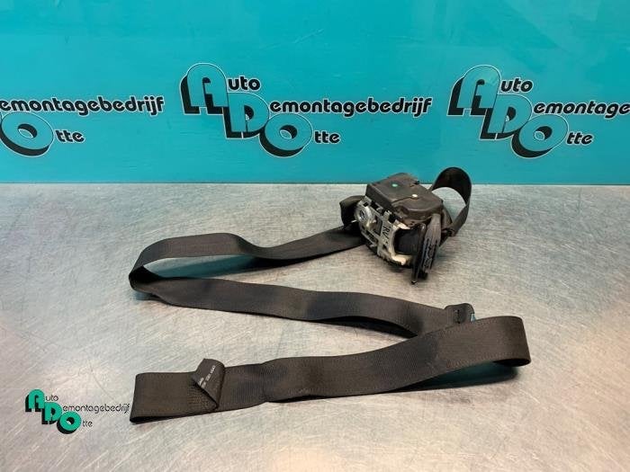 Ceinture de sécurité avant droite d'un Opel Corsa (Corsa C, -, Opel, 3 mois de garantie, Utilisé