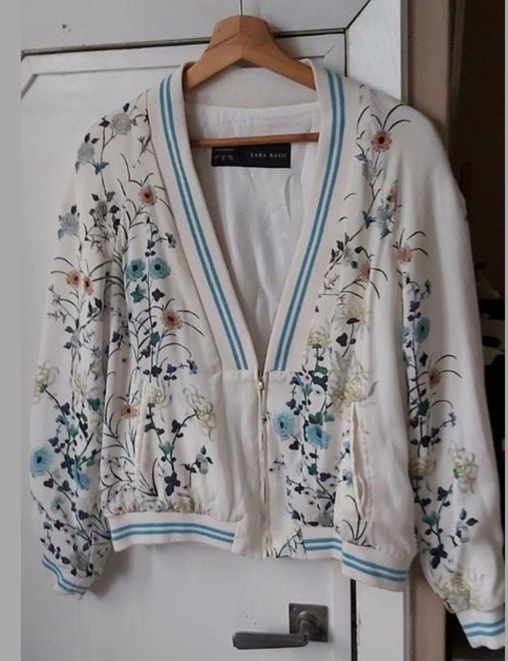 Prachtig jasje medium Zara., Kleding | Dames, Zara, Ophalen of Verzenden, Zo goed als nieuw, Maat 38/40 (M)