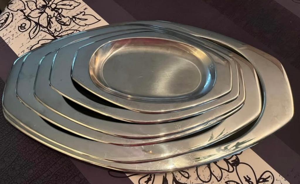 6 plats inox, Enlèvement ou Envoi, Comme neuf, Autres matériaux, Récipient(s)