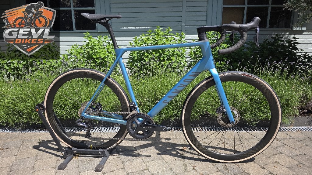 Canyon Ultimate CF SLX Ultegra DI2 + en carbone roues, G, G, G, 57 à 61 cm