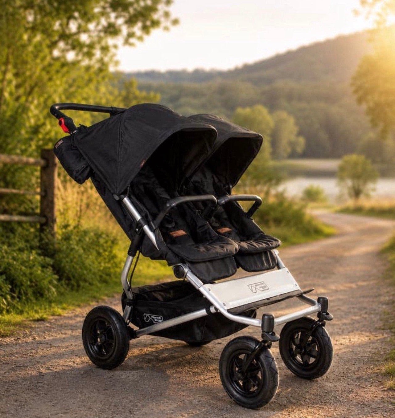 Mountain Buggy Duet + reiswieg – Zo goed als nieuw, Ophalen of Verzenden, Zo goed als nieuw