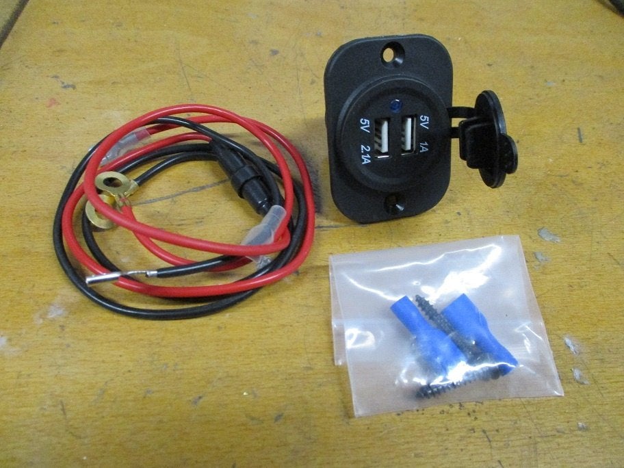 12 Volt dubbele USB-oplader, Ophalen of Verzenden, Nieuw