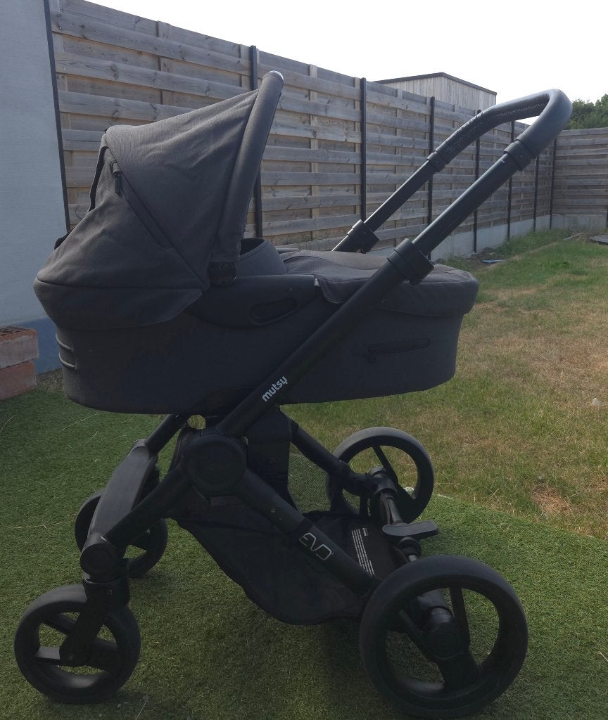 Wandelwagen/buggy Mutsy, Poussette combi, Comme neuf, Enlèvement, Avec nacelle