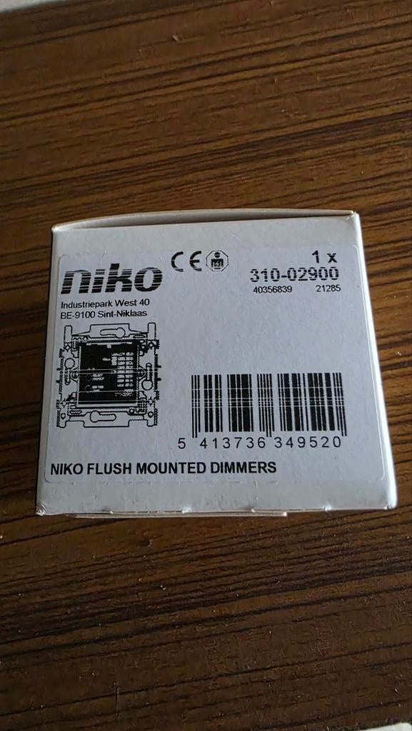 Niko 310-0290x Universele inbouw dimmer., Enlèvement