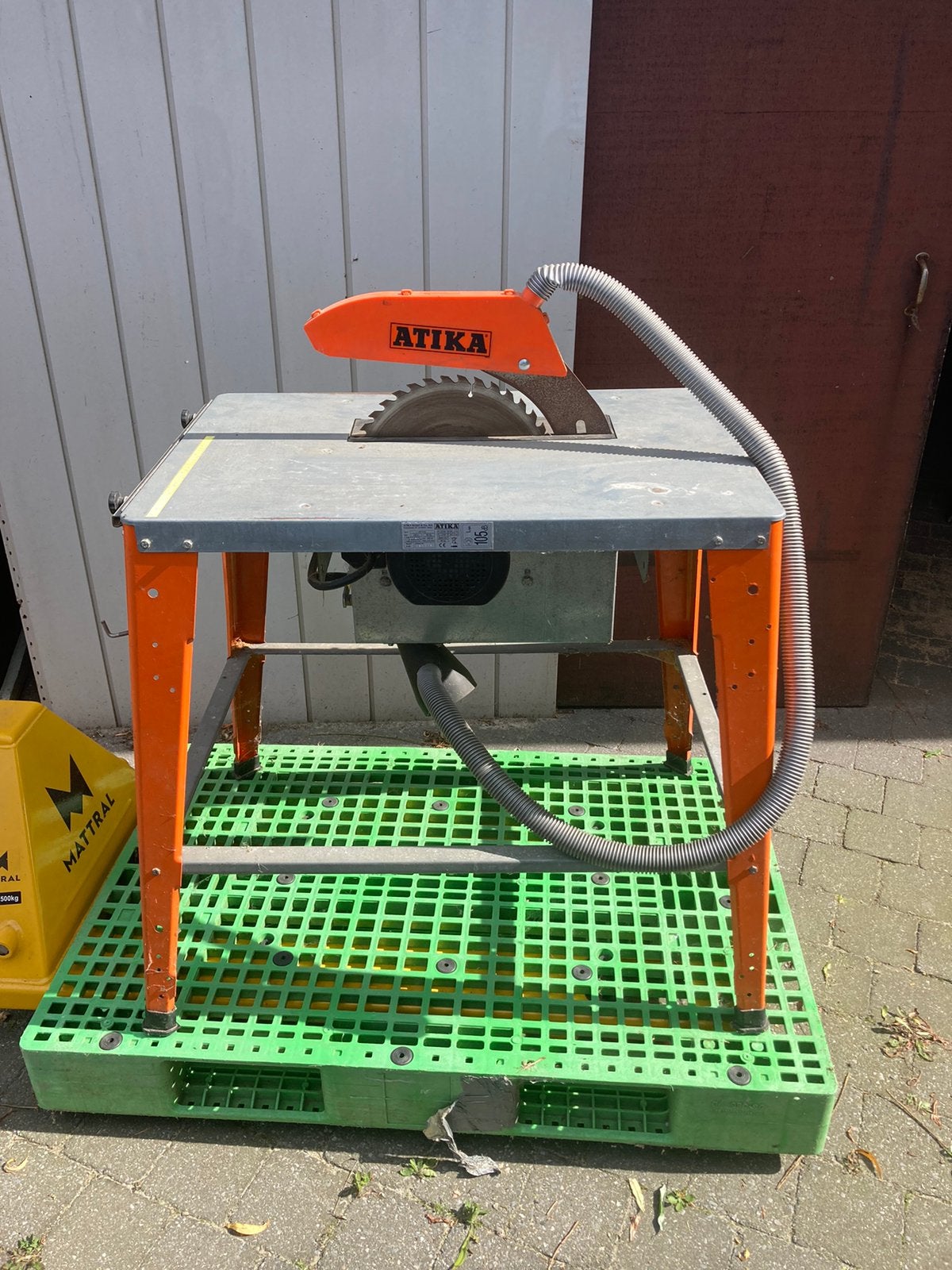 Atika tafelzaag, Enlèvement, Utilisé, 70 mm ou plus