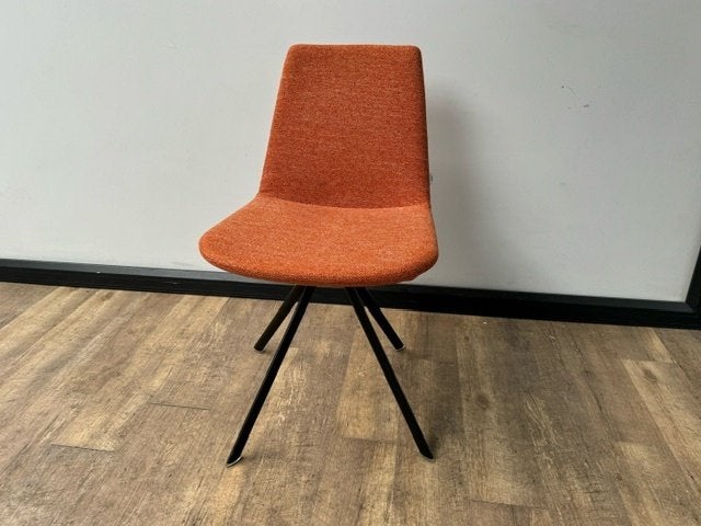 Design chair Pera B&T, Ophalen
