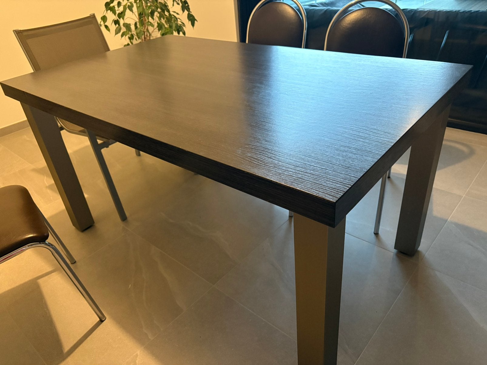 Table de cuisine ou salle à manger 6 personnes, Enlèvement, Utilisé