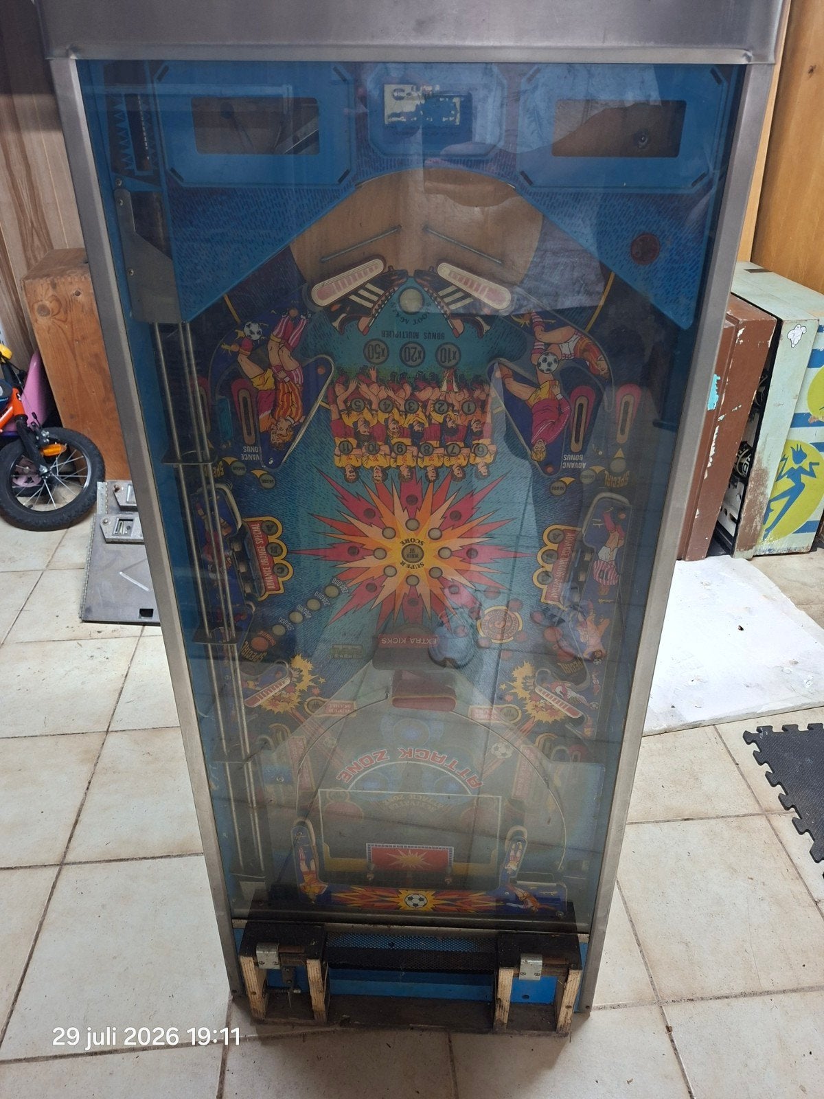 flipperkast 1982 zaccaria soccer king., Collections, Machines | Flipper (jeu), Enlèvement, Utilisé, Électronique, Flipper (jeu)