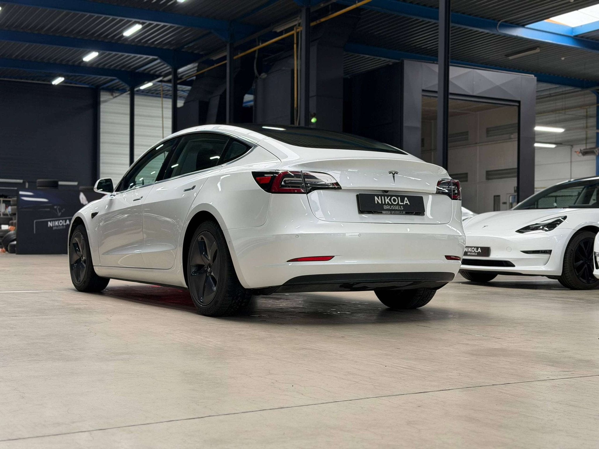 Tesla Model 3 STANDARD RANGE PLUS - REAR WHEEL DRIVE - AUTOP, Auto's, Tesla, Automaat, 4 deurs, Achterwielaandrijving, Zwart