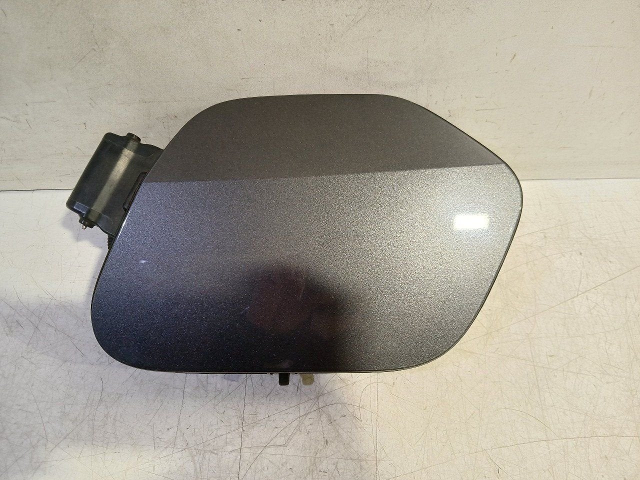 Tank klep Opel Corsa, Auto-onderdelen, Carrosserie, Onderdelen@venauto.nl, Van der Ven Autorecycling B.V., Gebruikt, Ettenseweg 76, 4706 PB Roosendaal, The Netherlands