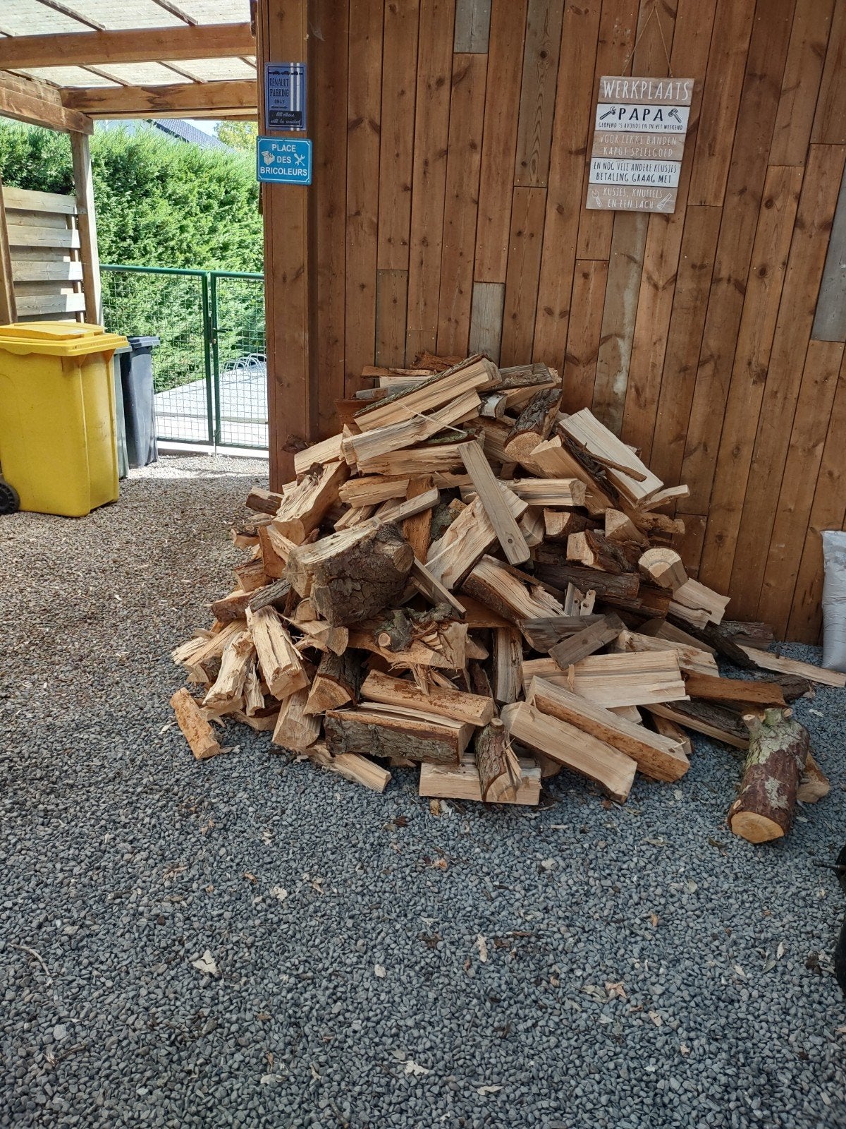 brandhout , geklieft, spar droog., Moins de 3 m³, Enlèvement, Autres essences de bois, Bûches