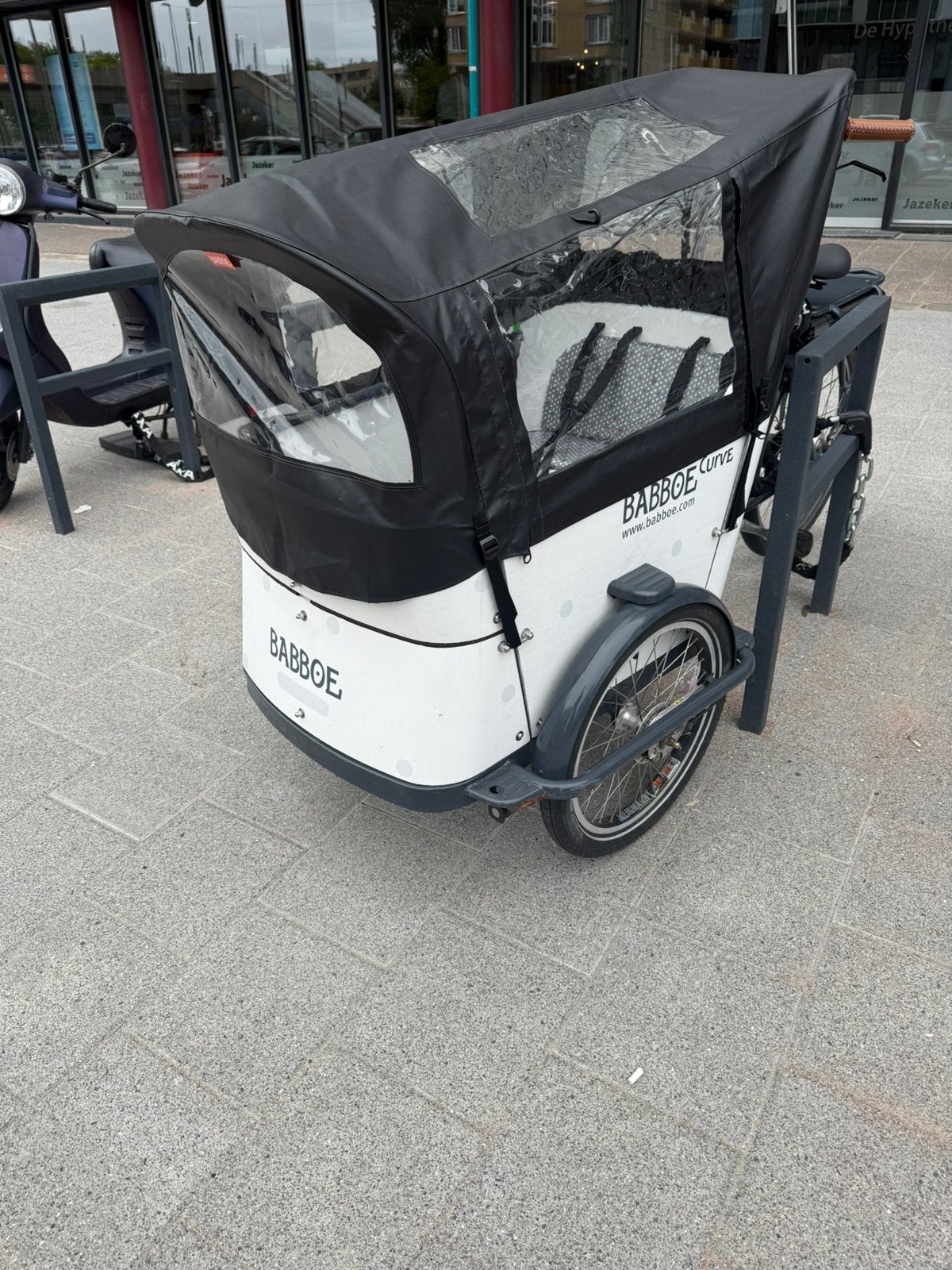 Babboe curve bakfiets electrish, Fietsen en Brommers, Ophalen, Zo goed als nieuw, 4 kinderen of meer, Huif