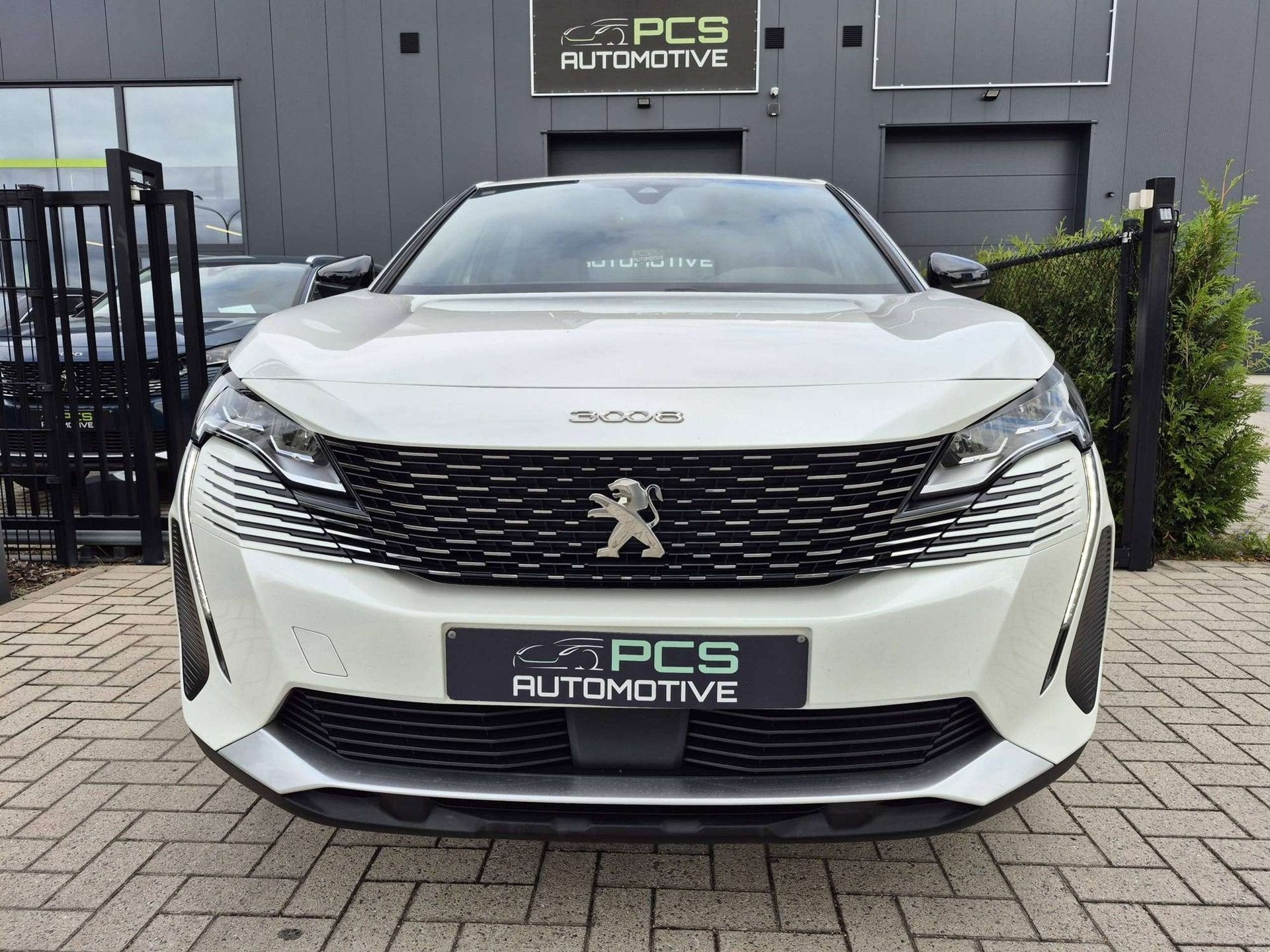 Peugeot 3008 1.2 Benzine Auto / BTW-aftrekbaar / 2023 / 12 m, Dealer onderhouden, Stof, Gebruikt, 1199 cc