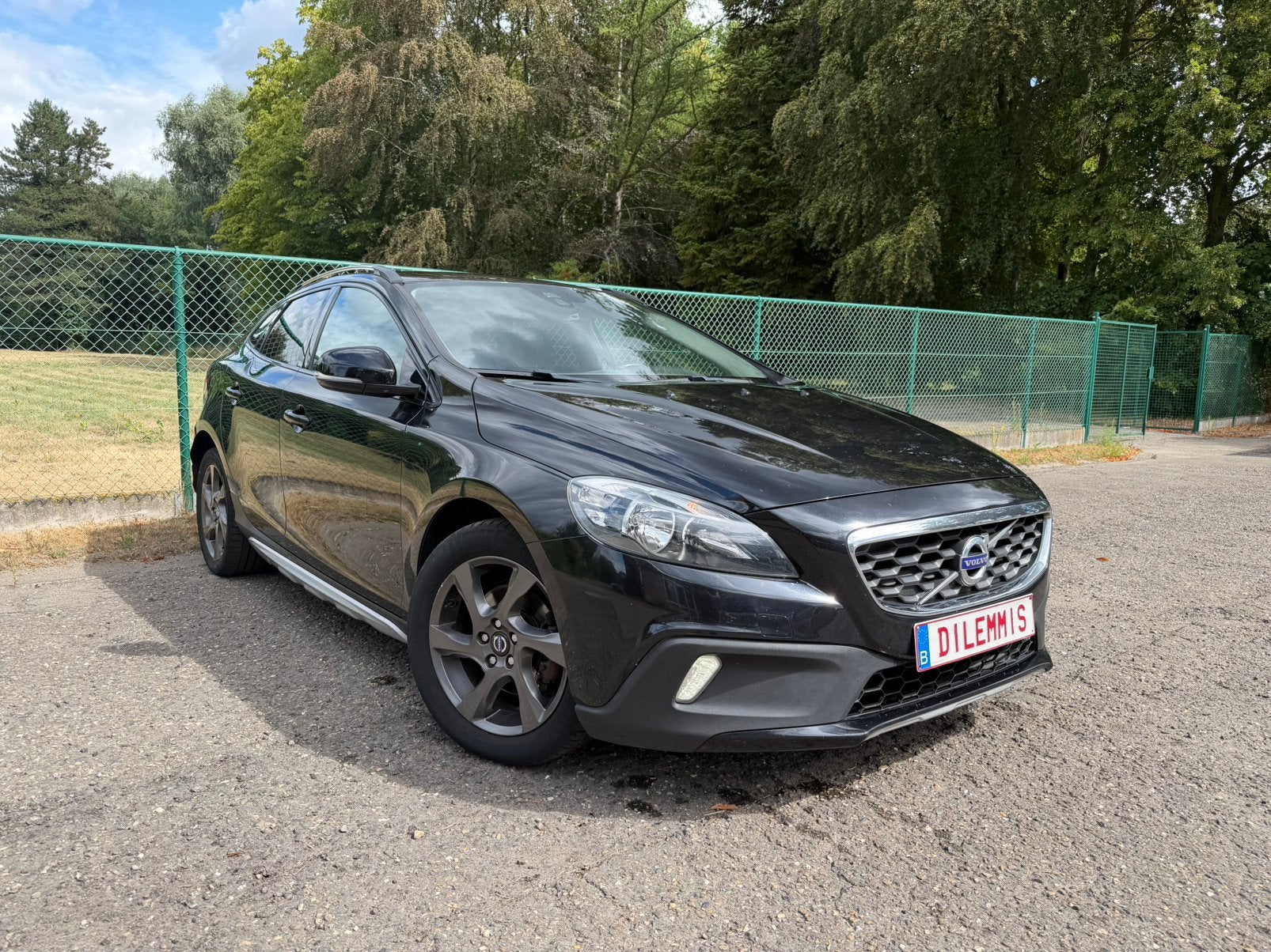 Volvo V40 Cross Country très bon état Homologué, Autos, Achat, Entreprise, Noir, 5 portes