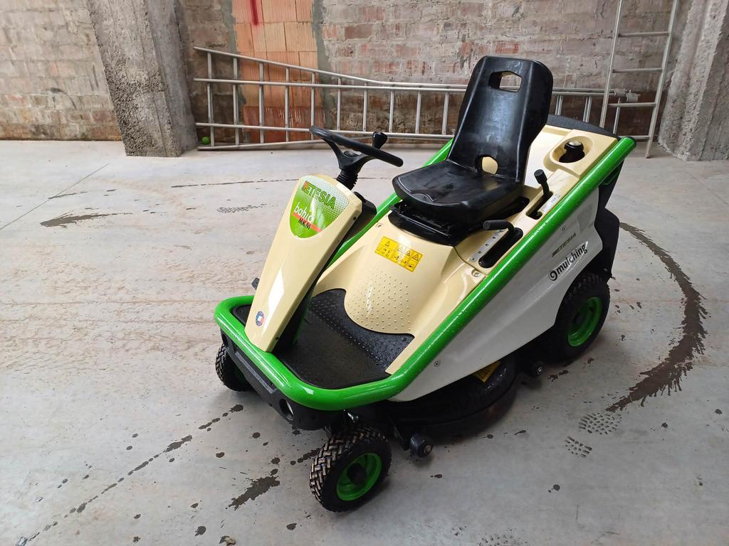 Etesia hydro 80 mkm mulching ejection, Enlèvement ou Envoi, Utilisé, Fonction de mulching, Moins de 90 cm