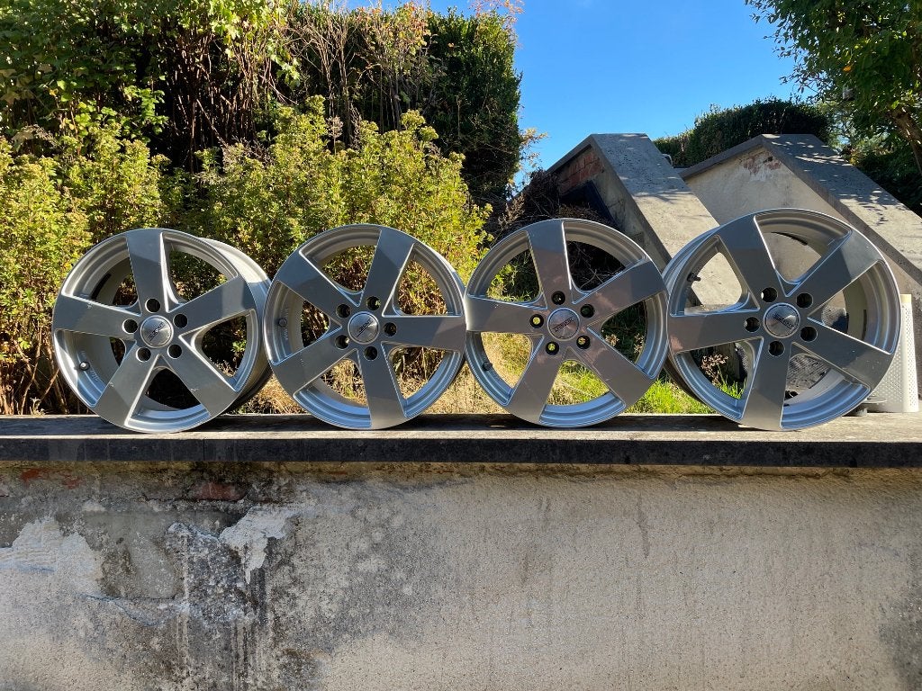 jantes Hiver DEZENT 205/55 R16, Autos : Pièces & Accessoires, 4 Saisons, 16 pouces, Véhicule de tourisme, 205 mm