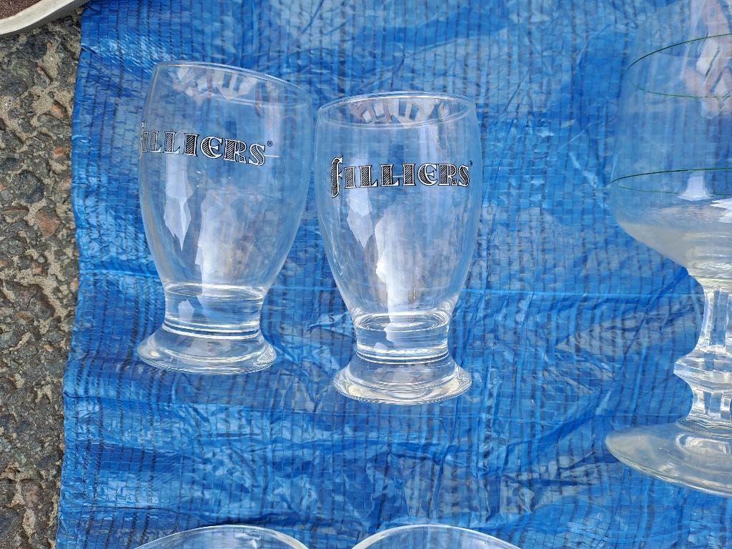 2 Filliers glazen, Ophalen