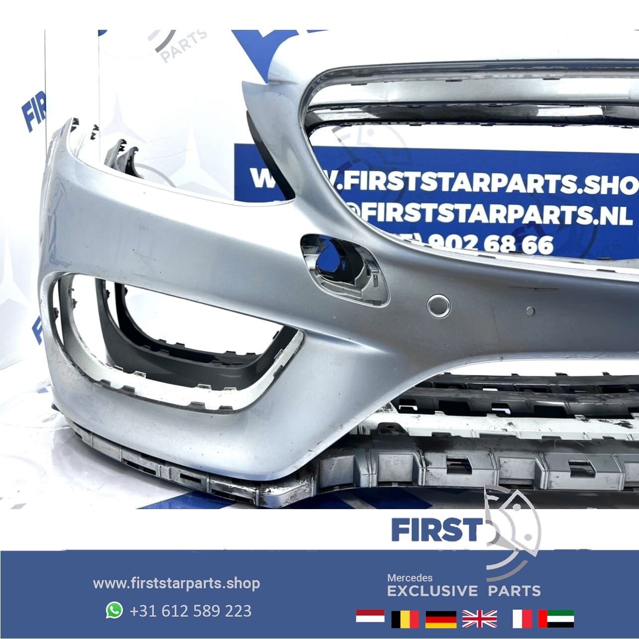 W205 BUMPER AMG VOORBUMPER 2014-2017 A2058850925 Mercedes C, Gebruikt, -, Voor, Ophalen of Verzenden