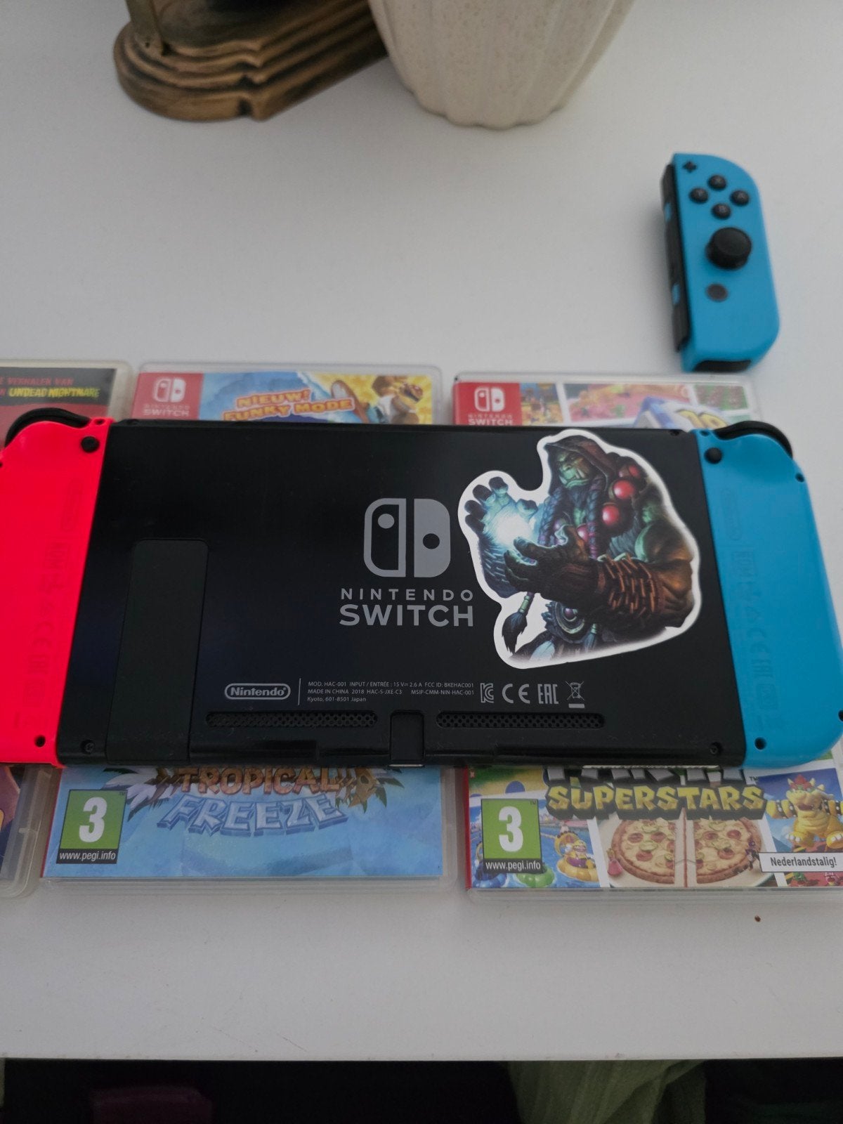 Nintendo switch  te koop , joinstick, 1 extra console, Reconditionné, Enlèvement, Switch Original, Avec jeux