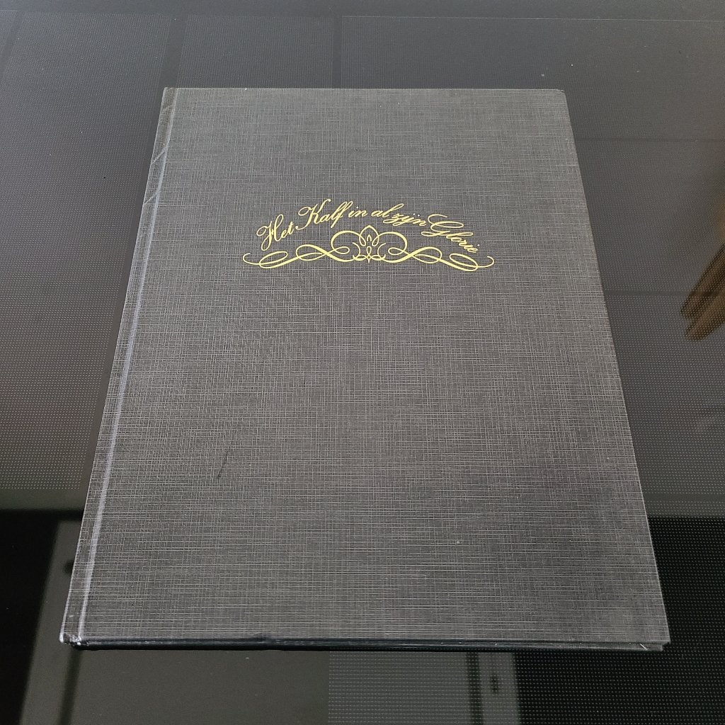 Unieke kans: Boek: Het kalf in al zijn Glorie - H.van Hove, Ophalen, Zo goed als nieuw, Herwig van Hove, Europa