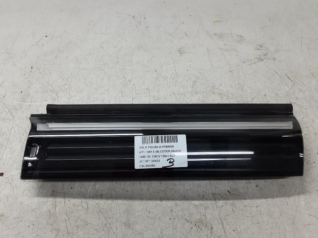 LUCHTROOSTER Volkswagen Tiguan (CT1) (571853655A), Auto-onderdelen, Overige Auto-onderdelen, Volkswagen, Gebruikt