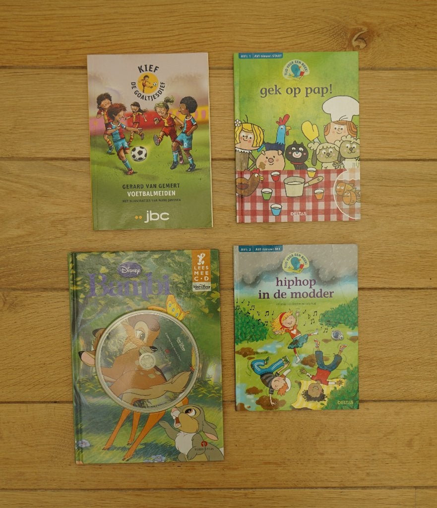 4 eerste leesboekjes, Ophalen of Verzenden, Zo goed als nieuw