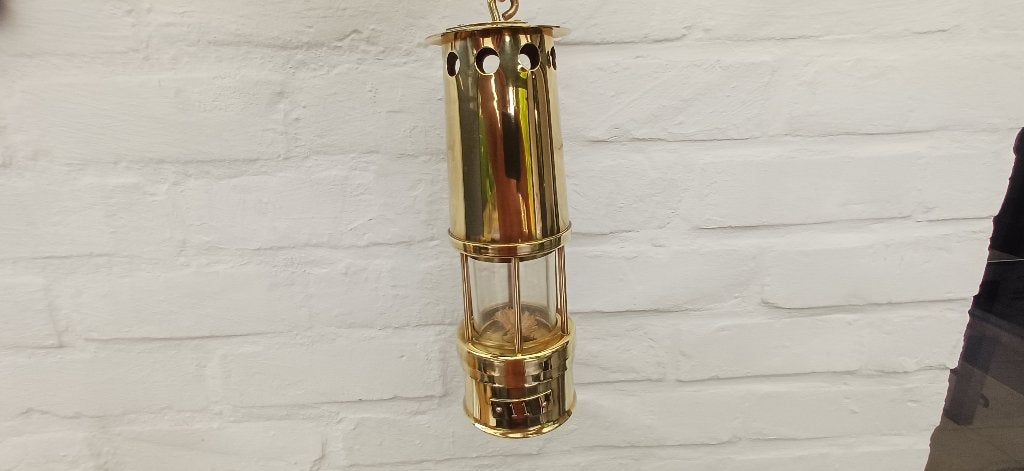 Lampe de mineur, Enlèvement