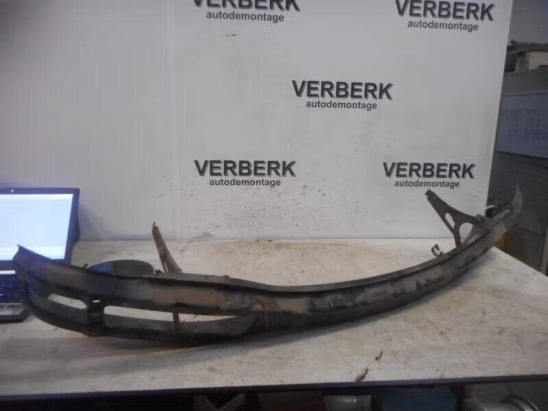 BUMPERBALK VOOR Opel Senator B (01-1987/12-1996), Bahnhofsplatz 65423 Rüsselsheim am Main, DE, Gebruikt, Opel, Opel Automobile GmbH