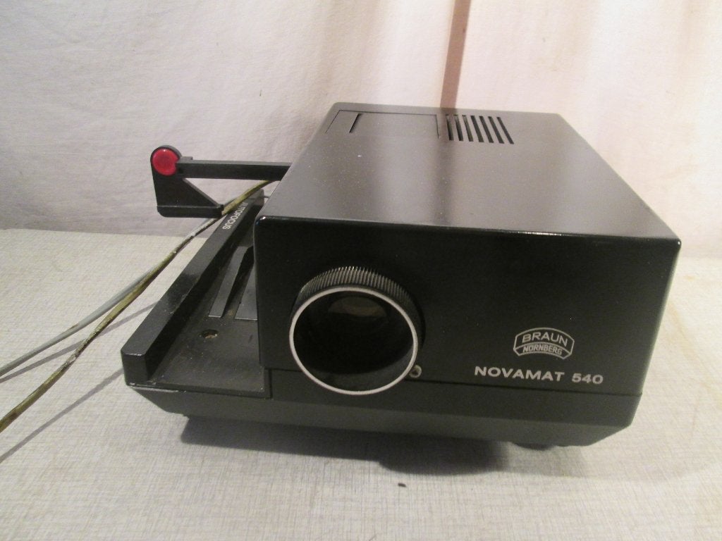 Projecteur de diapositives Prima - Novomat 540, TV, Hi-fi & Vidéo, Enlèvement ou Envoi, Comme neuf