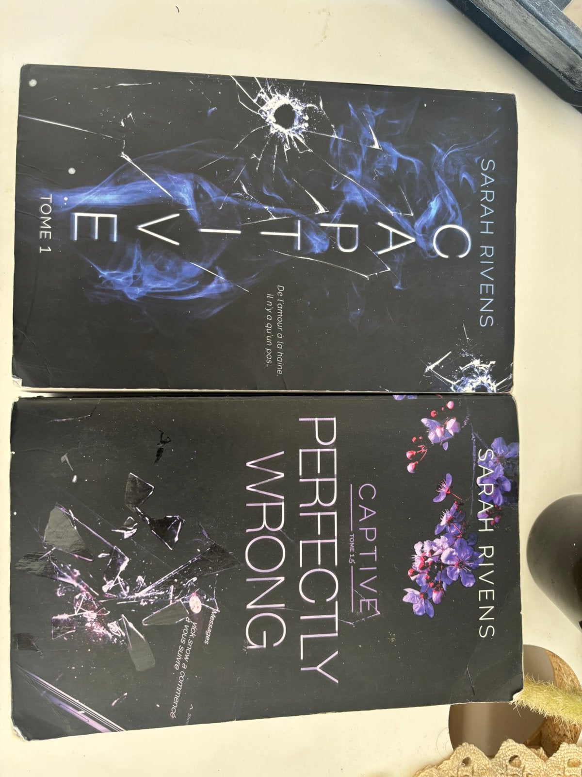 Captive tome 1 et 1.5, Ophalen, Zo goed als nieuw