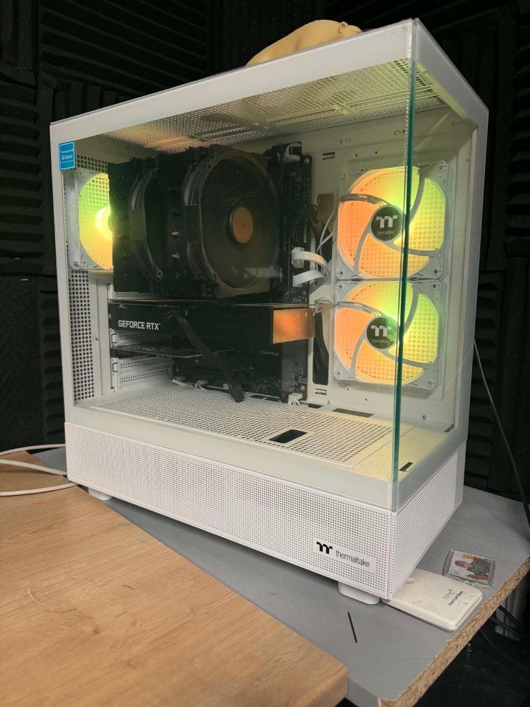 tour ordinateur et ecran, Enlèvement, Utilisé, Intel/Nvidia/MSI