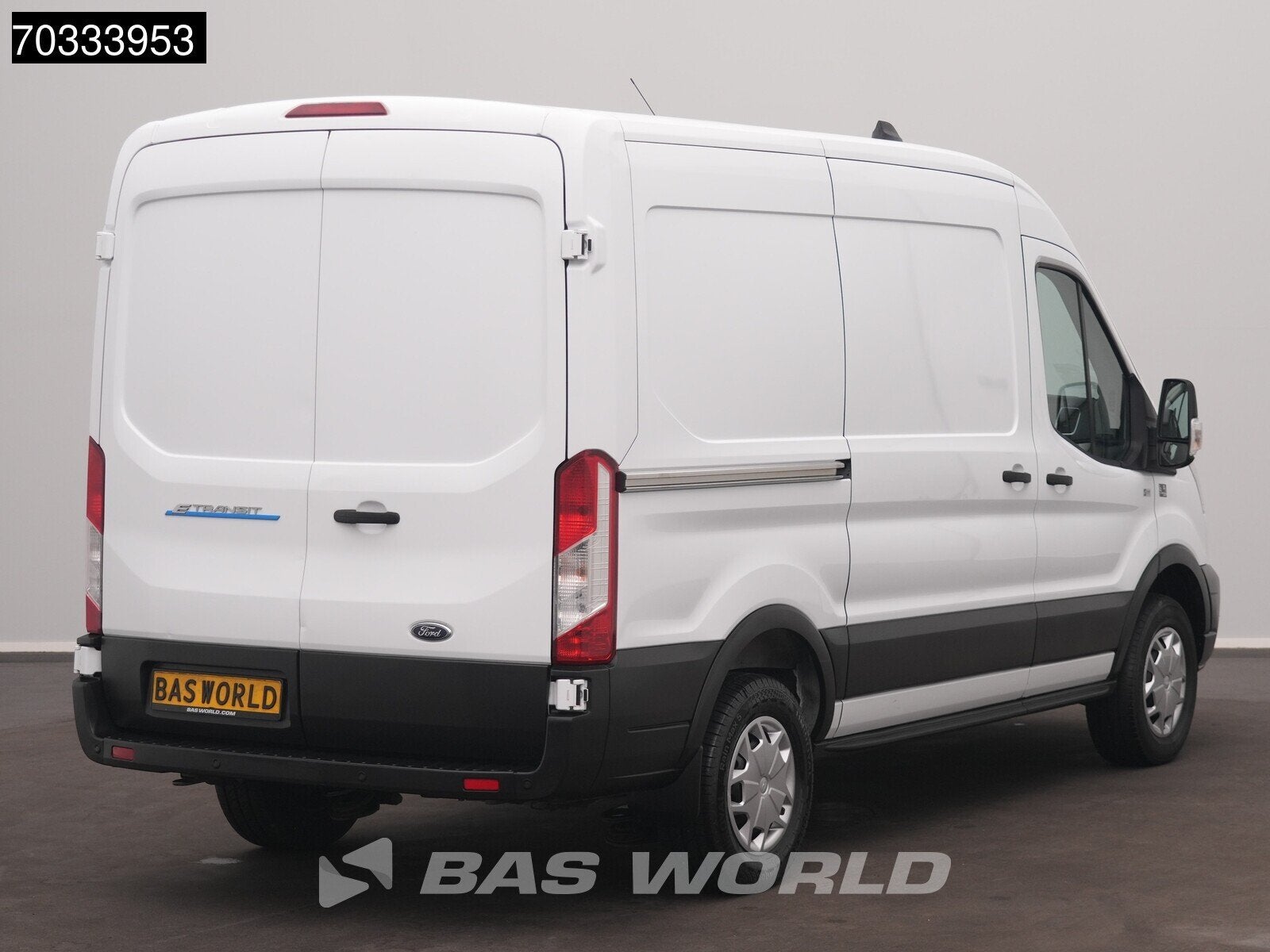 Ford e-Transit 184pk Elektrisch 68kWh 317KM WLTP SOH 93% L2H, Automaat, Stof, 135 kW, Wit