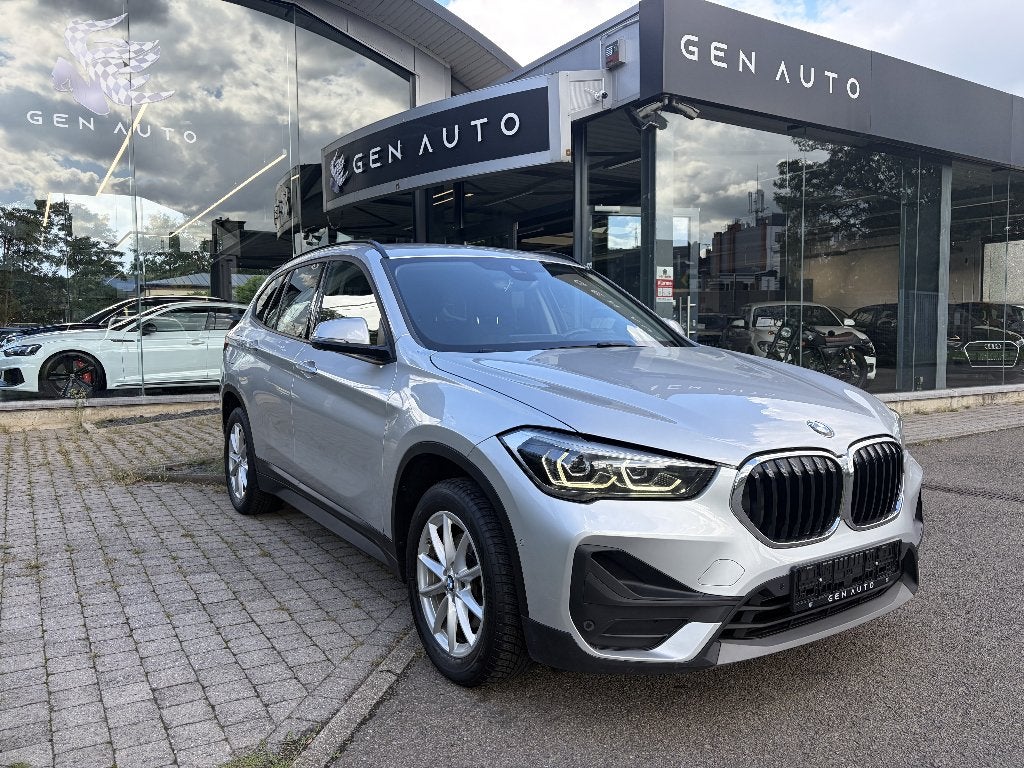 BMW X1 1.5iA sDrive18 Sport Line * 12 à 36 MOIS GARANTIE, Autos, Argent ou Gris, Achat, Euro 6, Entreprise