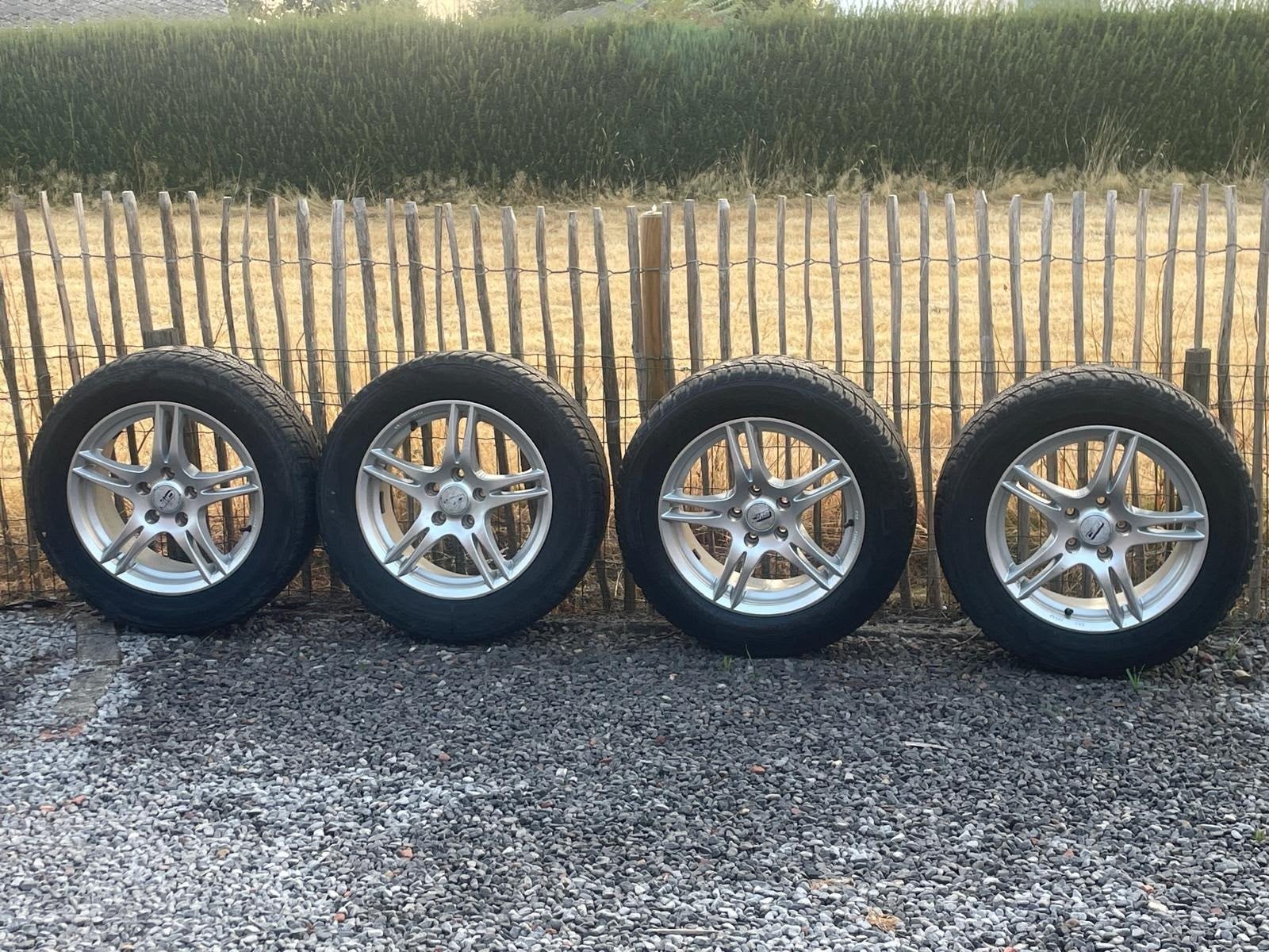 Autobanden met velg 225-55 R16 95H, Auto-onderdelen, Ophalen, Gebruikt, 16 inch, All Season