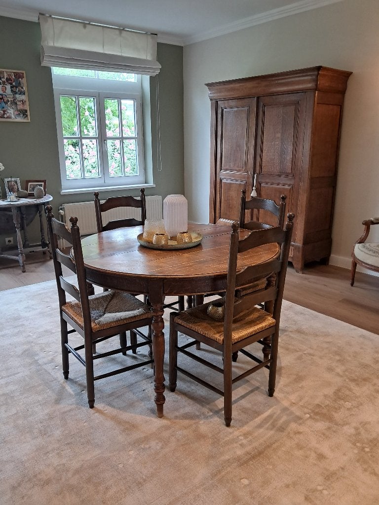 Eiken tafel met 8 stoelen, Huis en Inrichting, Tafels | Eettafels, Ophalen, Gebruikt, 100 tot 150 cm, Louis quatorze