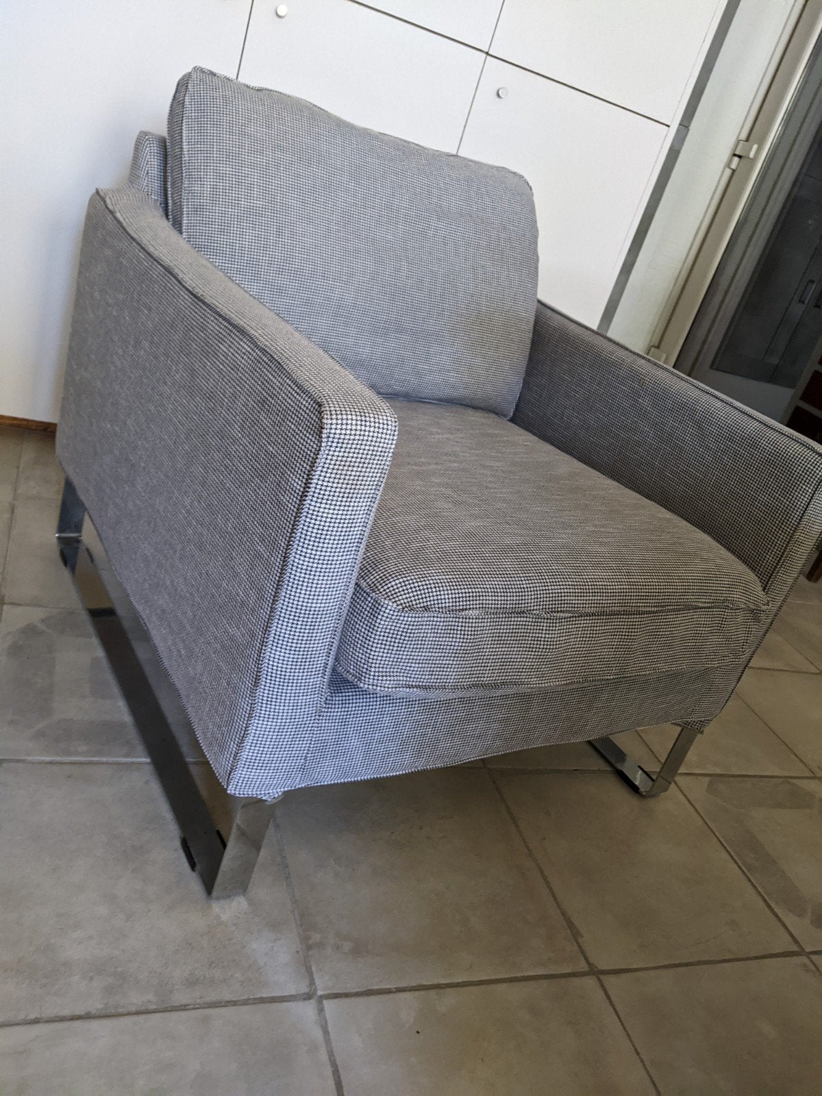 Fauteuil Ikea, Enlèvement, Tissus