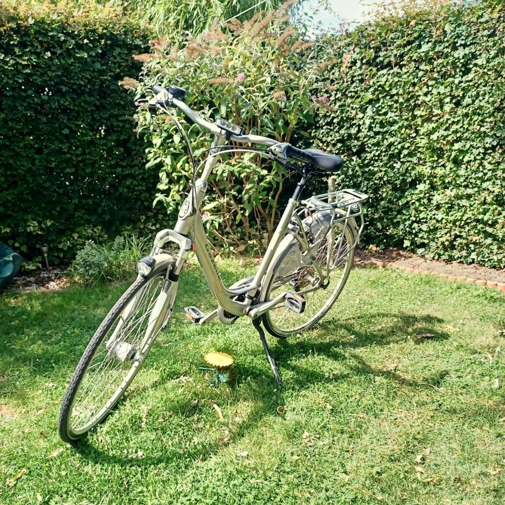 Fiets GAZELLE  (heren of dames), Fietsen en Brommers, Fietsen | Dames | Damesfietsen, Gebruikt, Velgrem, (Extra) lage instap, Gazelle