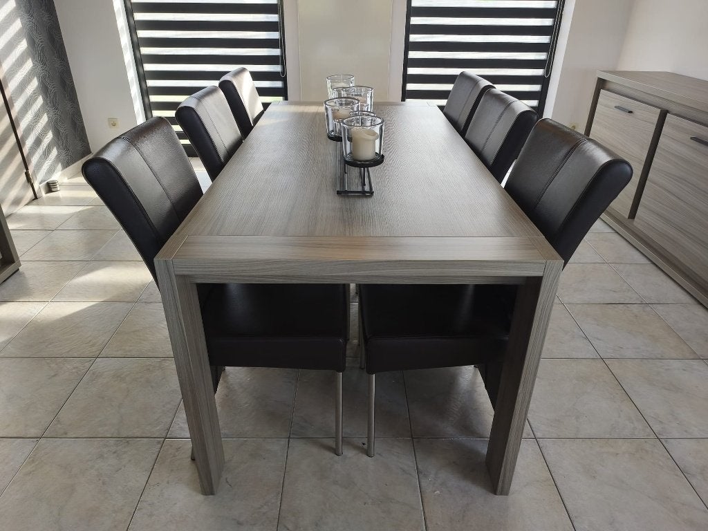 kwalitatieve mooie eetkamer, Huis en Inrichting, Ophalen, Zo goed als nieuw, 4 tot 6 stoelen