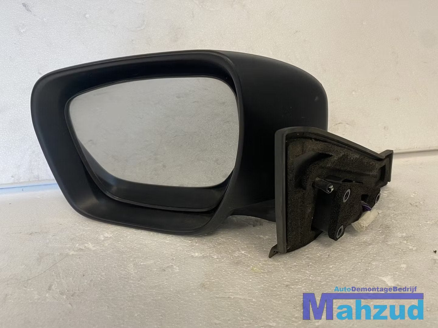 MAZDA 5 Links grijs buitenspiegel spiegel 2005-2010, Gebruikt, Shinchi, Fuchu-Cho 3-1
730-8670  Hiroshima, Mazda Motor Corporation